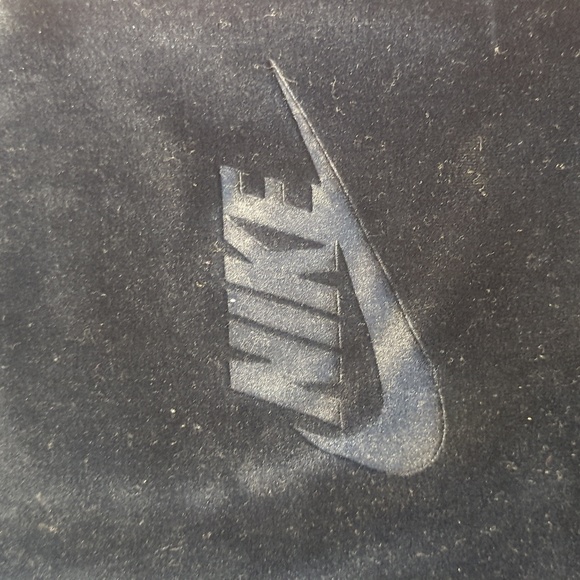 Nike velour pants - Picture 2 of 5